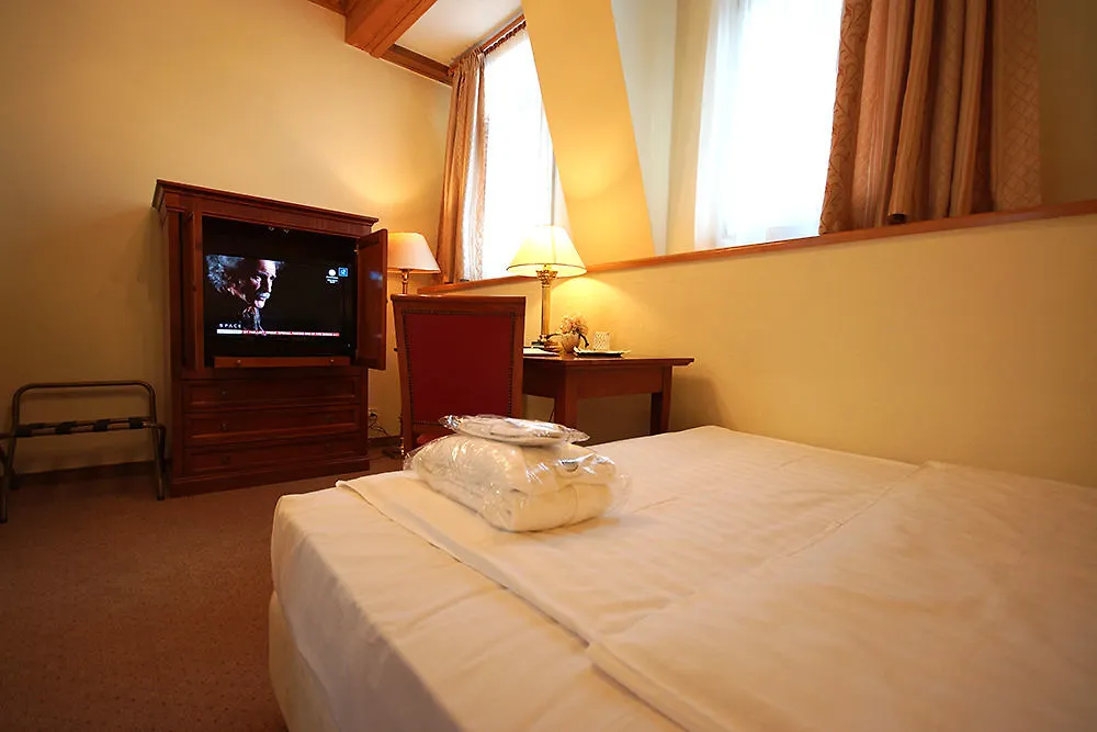 Spa Hotel Anglicky Dvur Karlovy Vary 4*,  Czech Republic